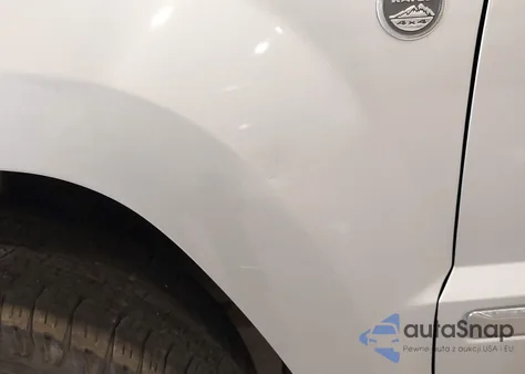 2006 Jeep Grand Cherokee Limited from USA, damaged, VIN 1J4HR582X6C228195